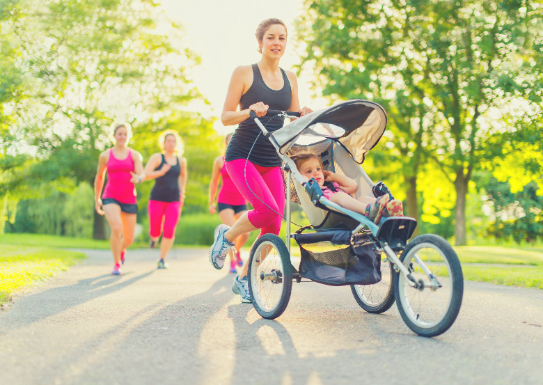 lightweight jogging stroller are great for bust moms who want to make time to exercise