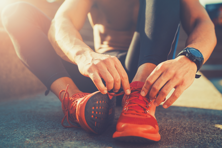 Using a cooling vest when you exercise outdoors under the sun is the best way to stay safe and healthy.