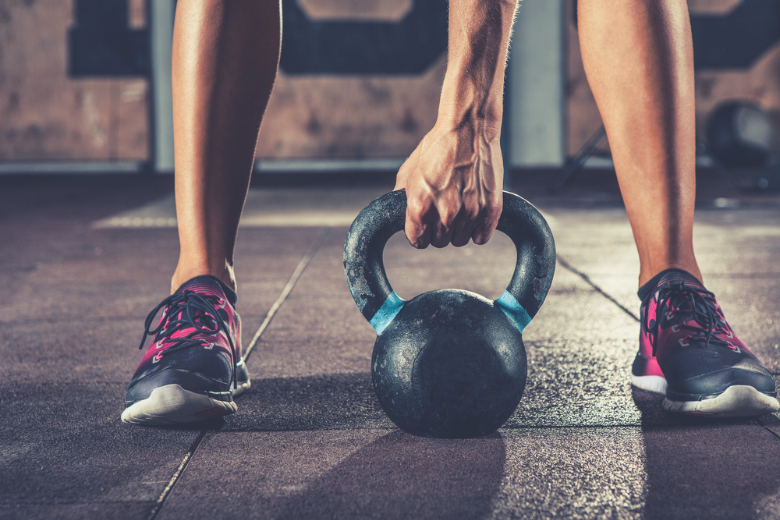 The best kettlebell wrist guards can be used during your Crossfit WODs, or workouts of the day.